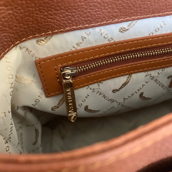 NWOT Vintage 2 tone Aspinal of London Mollie Satchel. - Picture 8 of 15